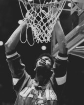 Kareem Abdul Jabbar Ceremonial Net Cutting Basketball Player 8X10 Photo Reprint - $8.49