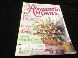 Romantic Homes Magazine August 2002 Rooms in Bloom, Favorite Rose Garden - £8.97 GBP