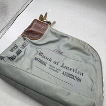 ANTIQUE VINTAGE 1940S BANK  Of America Deposit  BAG WITH LOCK AND KEY SE... - $540.28 MXN