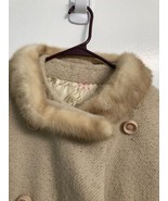 Hipster VTG COAT FUR Collar Cream ELEGANT RETRO 50-60s LEEDS Jeshiva Coat - $96.04 CAD