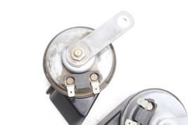 00-06 MERCEDES-BENZ W220 HORNS HIGH & LOW TONE HORN PAIR E6089 image 7