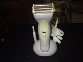 Remington Smooth &amp; Silky Titanium WDF-3500 Wet/Dry Womens Shaver - AS IS!!! - £10.16 GBP