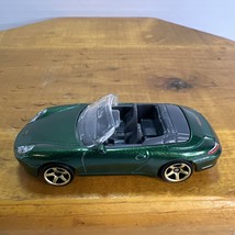 1998 MATCHBOX PORSCHE 911 CARRERA CABRIOLET CONVERTIBLE GREEN 1:64 DIECA... - $260.26 MXN