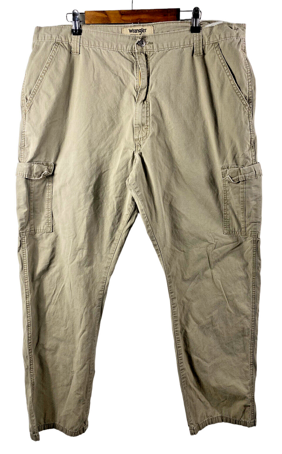 Primary image for Wrangler 42x32 Cargo Pants Tan Khaki Mens Work Pants 100% Cotton Pockets