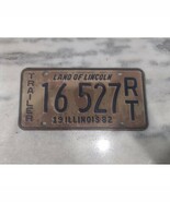 Vintage 1982 Illinois &quot;Land Of Lincoln&quot; Trailer License Plate 16 527 RT ... - $130.95 MXN