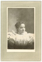 Circa 1880&#39;S Unique Cabinet Card Of Young Woman In A White Victorian Dress - £9.63 GBP