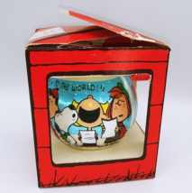 Vintage 1978 Joy to the World Peanuts Gang charlie brown Silk Thread 3&quot; Ornament - £21.02 GBP