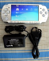 Sony PSP3000 Handheld Game Console Silver with 32GB Games  - £77.90 GBP