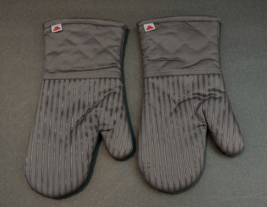 Big Red House Oven Mitt Pair (2) Dark Gray 100% Cotton Twill Silicone St... - $13.86