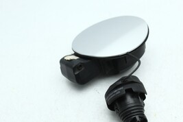 2006-2009 VOLKSWAGEN GOLF RABBIT FUEL FILLER DOOR ASSEMBLY WITH GAS CAP H1699 image 7