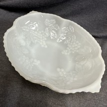 Vintage Milk White Glass Raised Grape Cluster Serving Bowl Leaf Design 10”x8” - £8.13 GBP