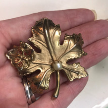 Vintage Marvella Gold Tone Leaf Brooch with Faux Pearl and Butterfly - £17.17 GBP