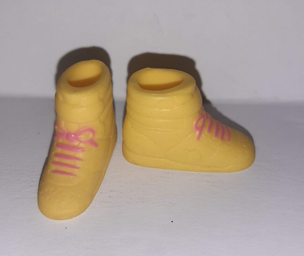 Barbie Doll Shoes Yellow Hi Top Sneakers Laces CALIFORNIA DREAM 1987 Mattel #823 - $9.90