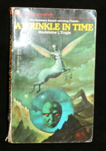 A Wrinkle in Time by Madeleine L&#39;Engle Paperback Book Vintage - £4.53 GBP