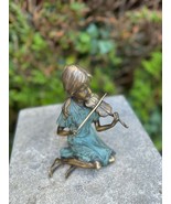 Girl Playing Violin – Bronze Sculpture. 12x9x15cm - 0.9Kg - €155,78 EUR
