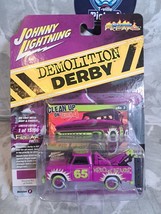 Johnny Lightning Street Freaks 1965 Chevy Tow Truck 1:64 Violet - £8.12 GBP