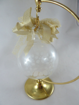 Christmas Princess House Ornament Stand Hand Blown ball w Etched Wreath - $19.79
