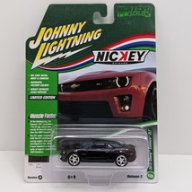 Johnny Lightning 2013 Camaro ZL1 Nickey Chicago Black 1:64 Muscle Cars USA - $147.39 MXN