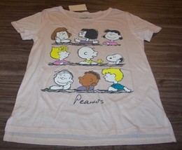 Women&#39;s Teen Peanuts Snoopy Charlie Brown Lucy Linus T-shirt Xs New w/ Tag - £15.79 GBP