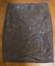 GUESS Rosalba Faux-Leather Skirt Size XS Ground Coffee Color Brown NWOT - $26.95
