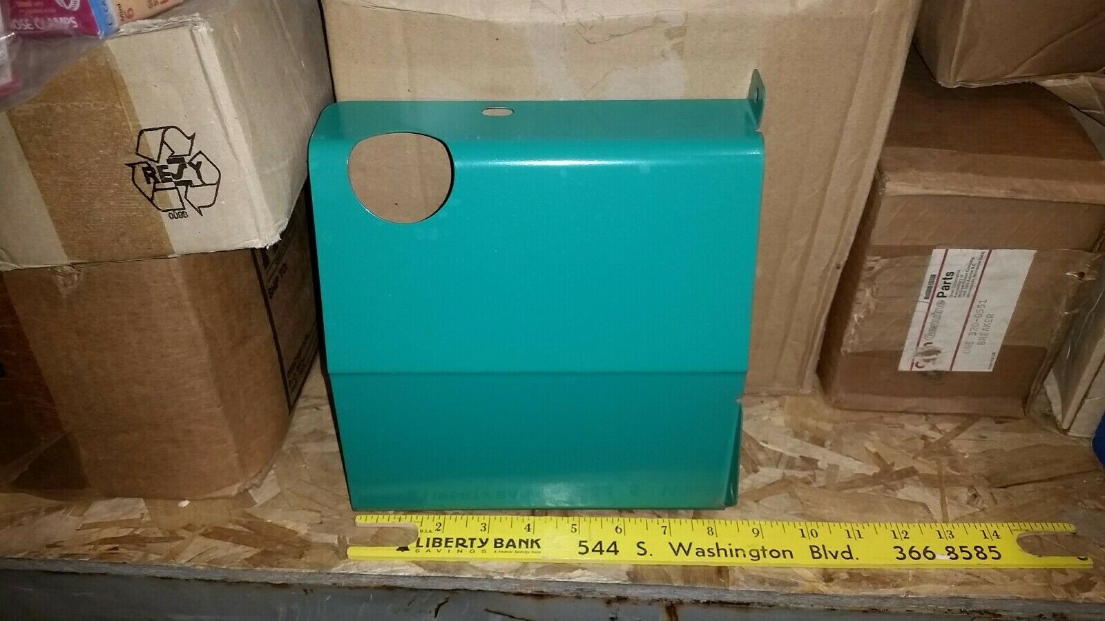 Emerald Onan 134-4353 HOUSING, CYLINDER AIR LEFT - $19.34