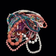 Necklace Lot Plastic Colorful Retro Boho Vintage To Mod - £19.35 GBP