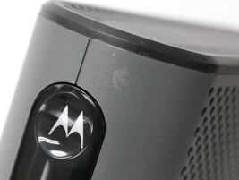 Motorola MT7711 Dual Band AC1900 Cable Modem and Wi-Fi Gigabit Router image 3