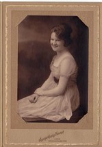 Winifred Gallagher Cabinet Photo - Lynn English High School, Lynn MA (1919) - £13.14 GBP