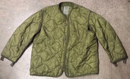 Good Field Jacket Parka Liner U.S. Military M-65 Size Medium Quilted Button Army - $28.99