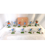 Britains Farm Labourers Workers # 2058 New in Box 12 Figures - $1,620.07 MXN