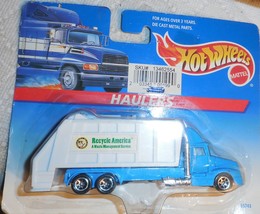 1997 Hot Wheels Haulers McDonalds #65743 Recycle America Truck Mint On Card - £7.07 GBP