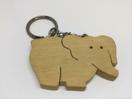 Animal Lover Lucky Keyring ELEPHANT Wooden Keychain Porte-Clé Porte-Bonheur Bois - £5.77 GBP