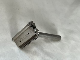 Vintage Valet AutoStrop Safety Razor New York USA - $184.07 MXN