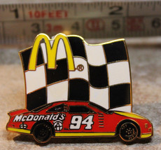 McDonalds Nascar Bill Elliott Flag Racing Team Collectible Pinback Pin Button - £8.75 GBP