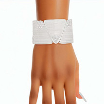 Bracelet Silver Triangle Stone Stretch for Women - $43.49