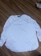 ellen tracy blue top - $5.53
