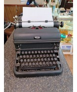 1940s Royal Manual Typewriter Touch Control Magic Margin All Keys Workin... - $339.27 CAD