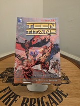 TEEN TITANS VOL 1 IT&#39;S OUR RIGHT TO FIGHT ~ DC TPB - $166.47 MXN