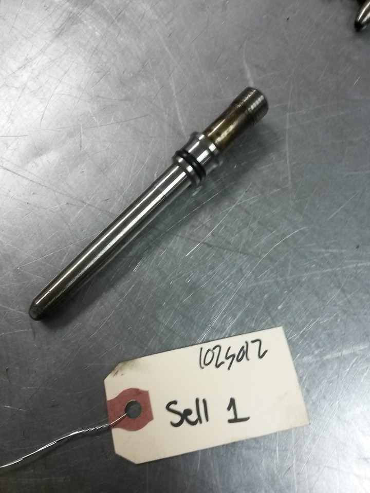 Fuel Injector Line From 2007 Dodge Ram 2500  6.7  Cummins Diesel - $19.75