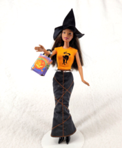 Barbie Hip Halloween Black Hat Still Attached Orange Shirt w Cat Skirt Boots Bag - £12.61 GBP