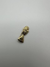 Vintage Sanctus Gold Chalice Lapel Pin 2.4cm BB11 - €12,47 EUR