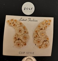 Vintage Faux Ivory Clip on Earrings Never Used Japan Latest Fashion Brand - £14.85 GBP