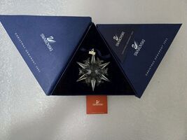 Swarovski 2002 Large CLEAR Star/Snowflake/Christmas Ornament with origin... - $74.65