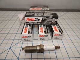 Autolite APP5364 Spark Plug Double Platinum  Set of 4 Plugs - £12.14 GBP