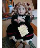 Collectors Choice Wind Up Porcelain Doll &quot;Kathy&quot; Musical   EUC - $27.47 CAD