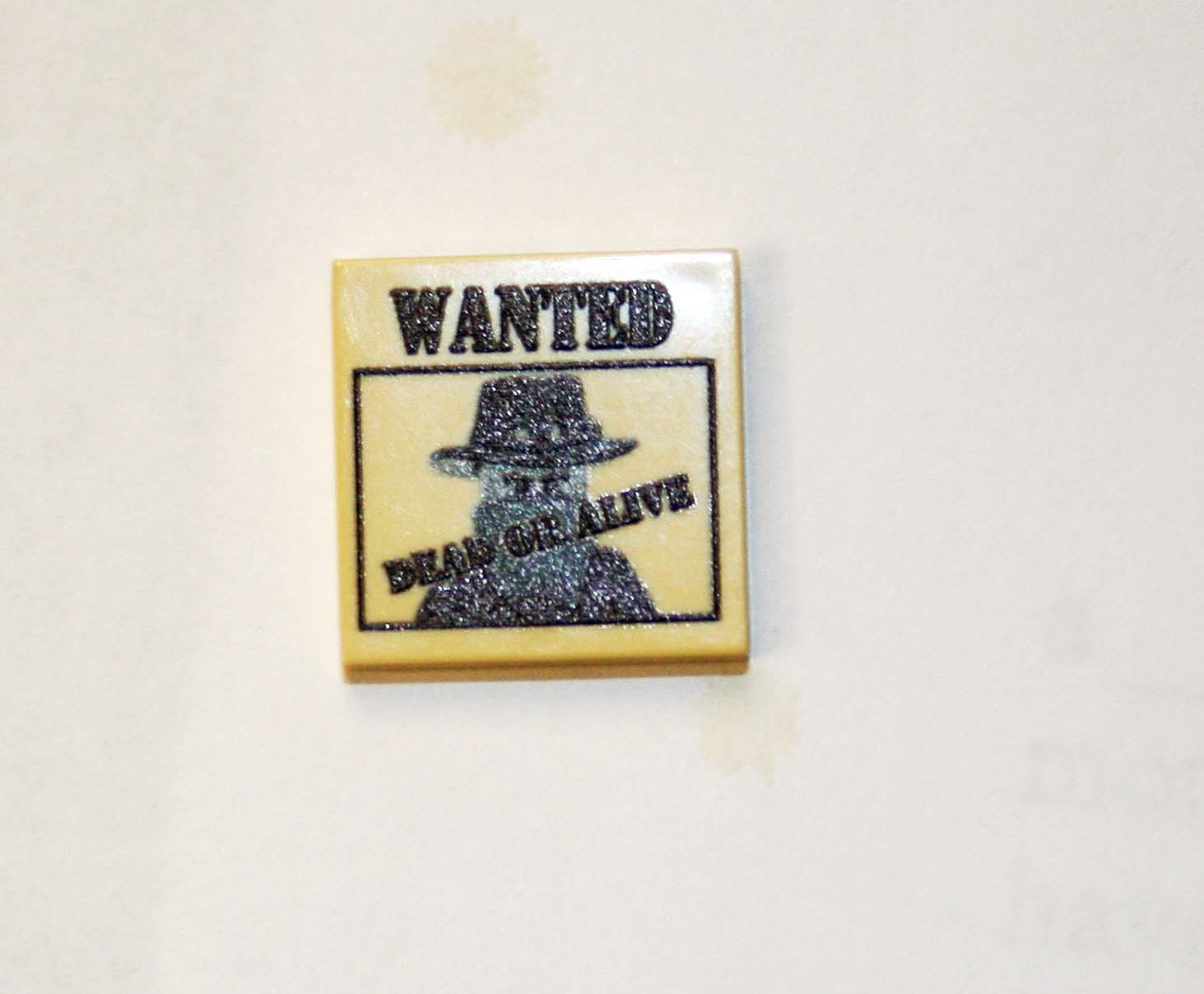 YY Minifigure Building Custom Wanted Dead or Alive poster 2X2 constructi... - $2.62