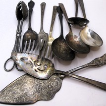 Silver Plate Serving Utensils WM Rogers and more - 10-piece lot - $180.48 MXN