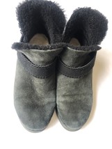 Ugg McKay boots black Size 8 - £36.57 GBP