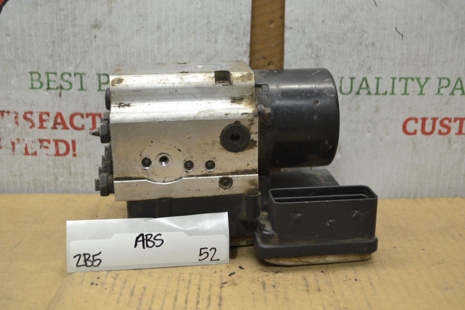 2004-06 Chevrolet Tahoe ABS Brake Pump Control 13642514R Module 52-2B5 - $88.19