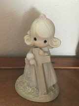Precious Moments I BELIEVE IN THE OLD RUGGED CROSS Little Girl w Cross F... - $14.89
